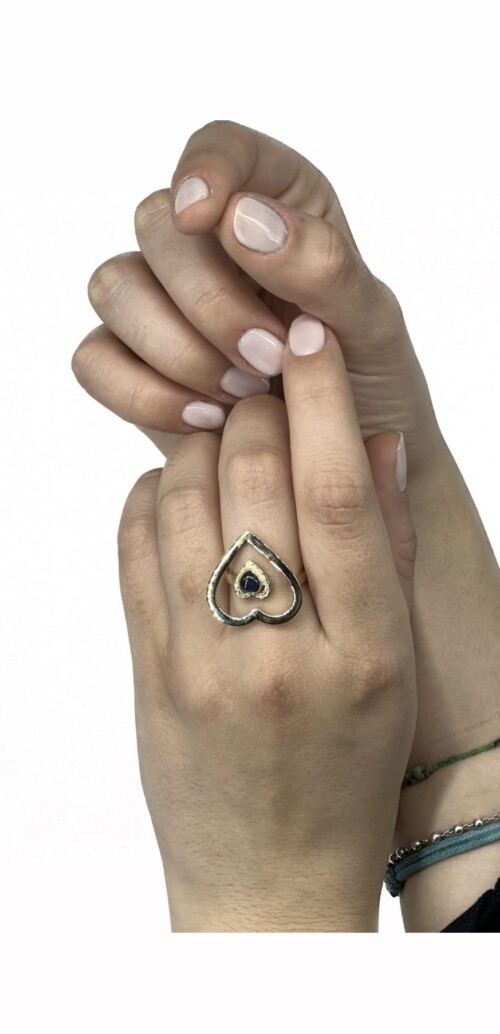 ANELLO IN ORO CON ZAFFIRO NATURALE - immagine 2